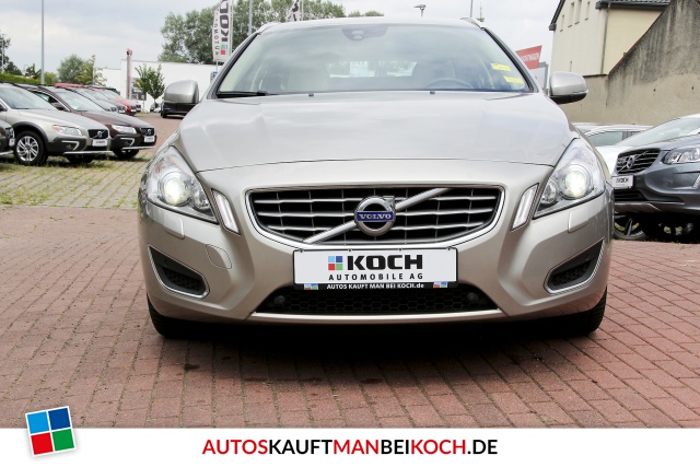 V60 D5 Summum Automatik Xenon Navi SD Leder / Foto 2