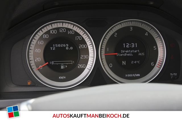 V60 D5 Summum Automatik Xenon Navi SD Leder / Foto 9
