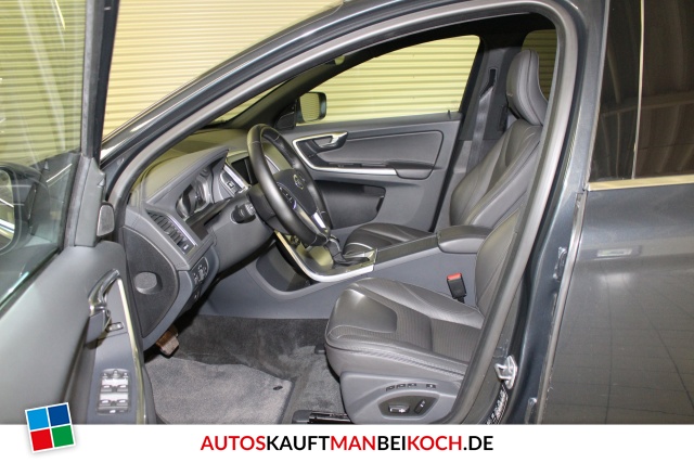 XC60 D4 AWD Aut Summum FahrerAss GSHD PDC NAVI / Foto 3