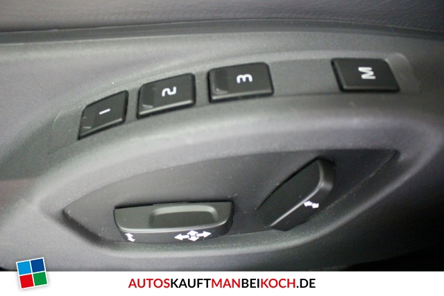 XC60 D4 AWD Aut Summum FahrerAss GSHD PDC NAVI / Foto 4