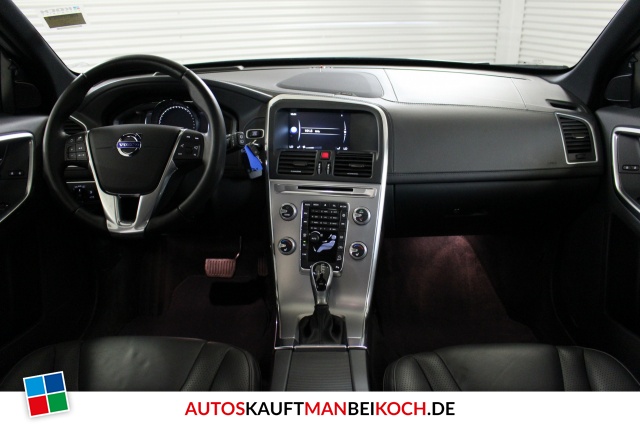 XC60 D4 AWD Aut Summum FahrerAss GSHD PDC NAVI / Foto 6