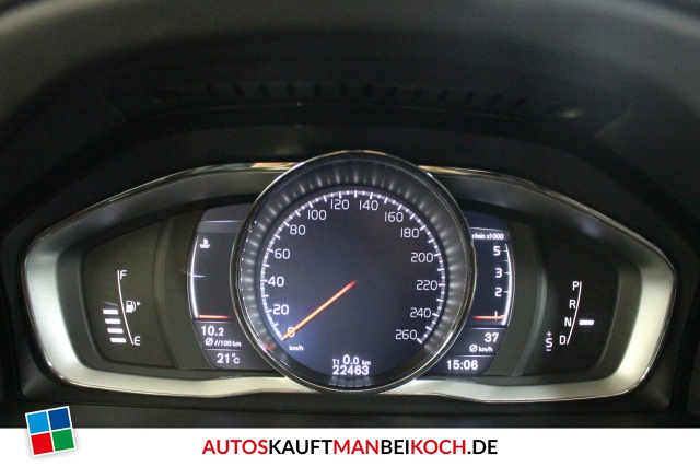 XC60 D4 AWD Aut Summum FahrerAss GSHD PDC NAVI / Foto 9