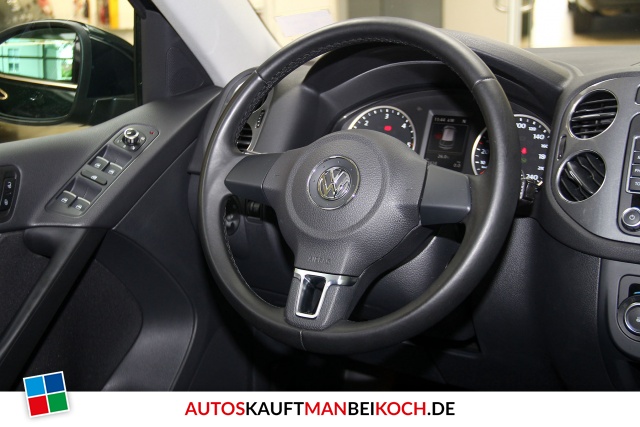 Tiguan 2.0 TDI BMT Track Style 4Motion Xenon Navi / Foto 9