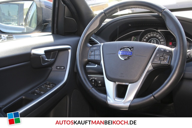 XC60 D4 DPF AWD Momentum / Foto 8
