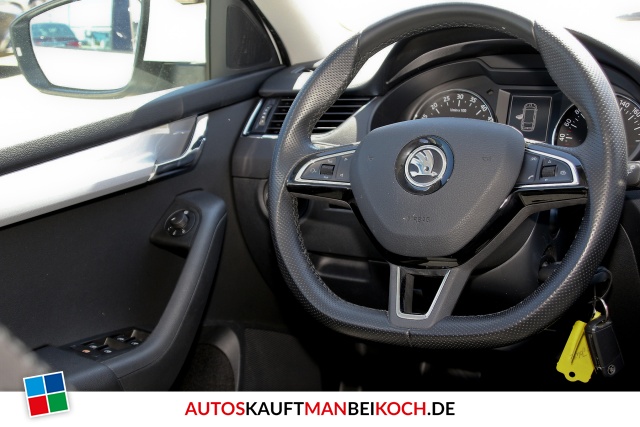Octavia Combi 2.0 TDI Ambition SHZ PDC Tempomat / Foto 8