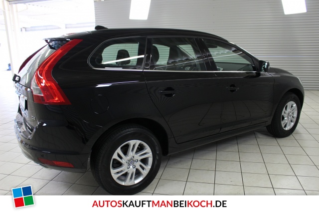 XC60 D4 Momentum FamilienPaket Navi Bi-Xenon / Foto 2