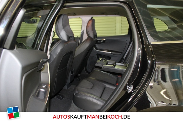 XC60 D4 Momentum FamilienPaket Navi Bi-Xenon / Foto 5