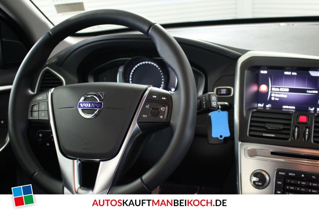 XC60 D4 Momentum FamilienPaket Navi Bi-Xenon / Foto 7