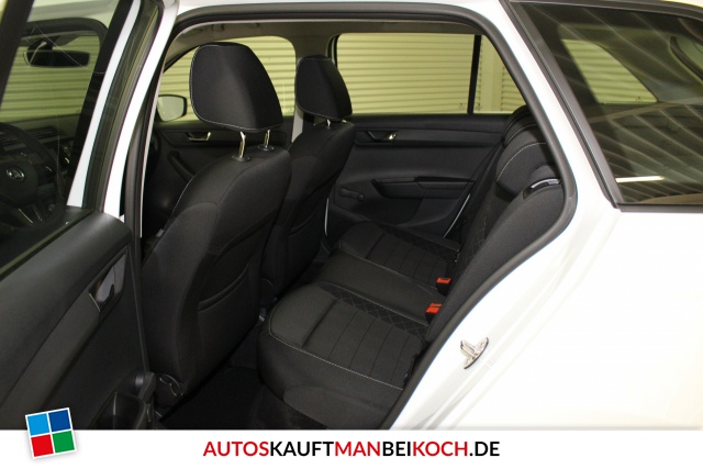 Fabia Combi Style 1.0 TSI DSG Klimaaut SHZ PDC / Foto 4
