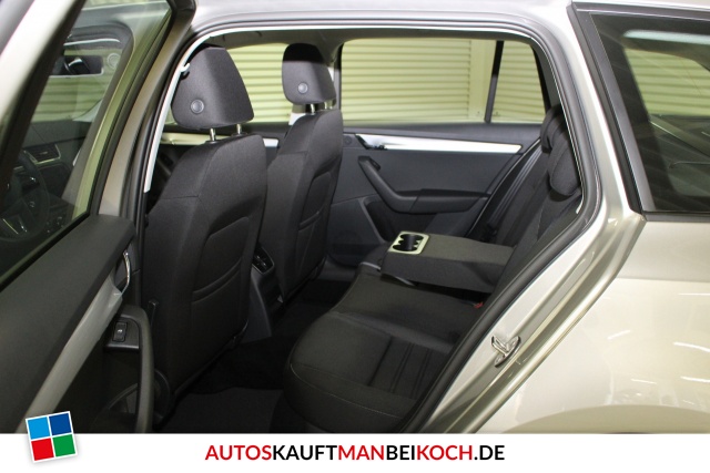 Octavia Combi 1.5 TSI ACT Ambition Navi SHZ PDC / Foto 4