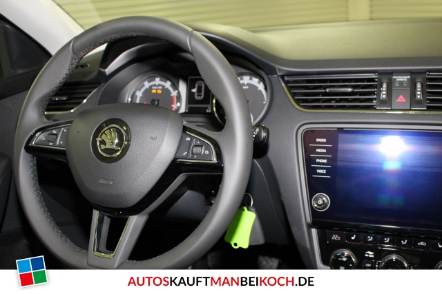 Octavia Combi 1.5 TSI ACT Ambition Navi SHZ PDC / Foto 6