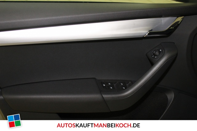 Octavia Combi 1.5 TSI ACT Ambition Navi SHZ PDC / Foto 8
