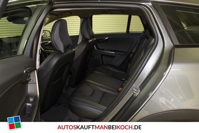 V60 CC D3 Automatik Kamera PDC Xenon Navi / Foto 4