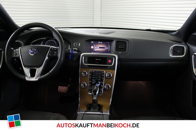 V60 CC T5 AWD Aut Summum FahrerAss / Foto 6