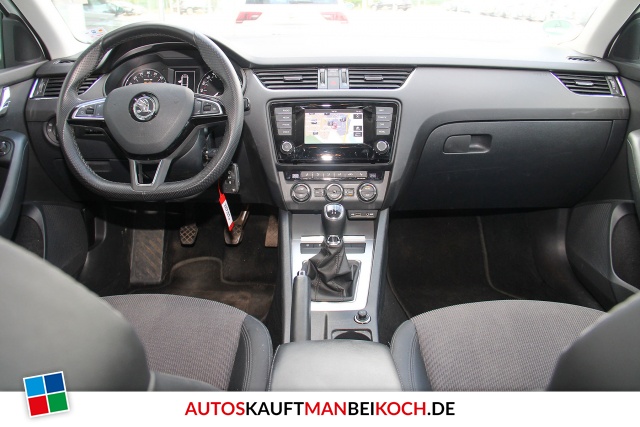 Octavia Combi 1.6 TDI Green tec Edition NAVI SHZ L / Foto 8