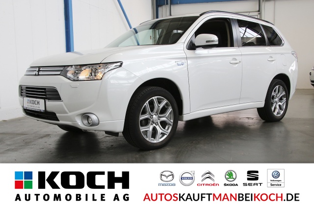 Outlander 2.0 4WD Plug-In Hybrid Xenon Kamera Top / Foto 1