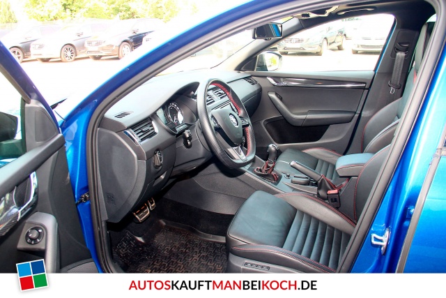 Octavia Combi 2.0 TSI RS Panoramad. Standh. Navi / Foto 5
