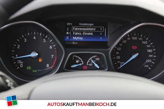 Focus 1.5 EcoBoost Titanium Winterp. Navi / Foto 9