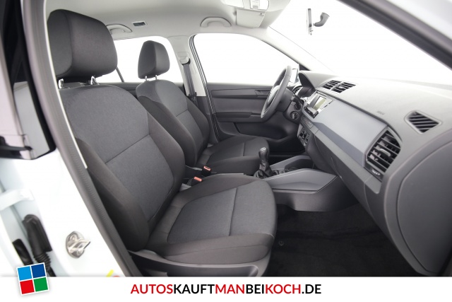 Fabia III 1.0MPI ICKEKLICKE Allwetter SHZ PDC Cool / Foto 5