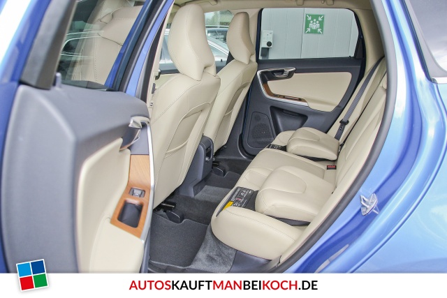 XC60 D4 Summum PDC Navi Standhzg. Kamera onCall / Foto 7