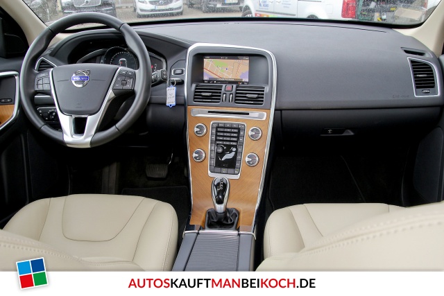 XC60 D4 Summum PDC Navi Standhzg. Kamera onCall / Foto 8