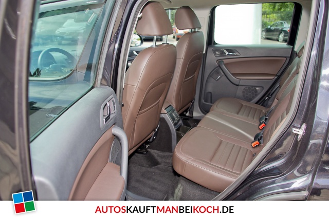 Yeti 2.0 TDI DSG 4x4 LK Xenon Pano Navi / Foto 6