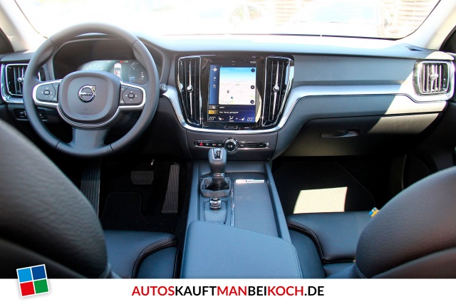 V60 D3 Momentum Geartronic / Foto 9