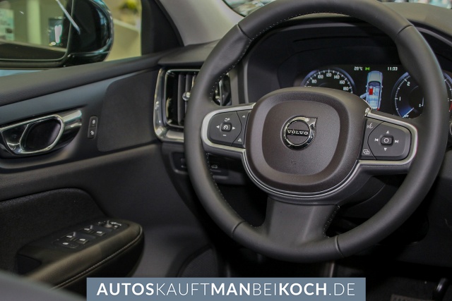V60 D4 Momentum Geartronic / Foto 8