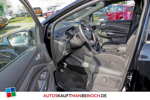 Kuga 1.5 EcoBoost ST-Line Navi Winterp. / Foto 5
