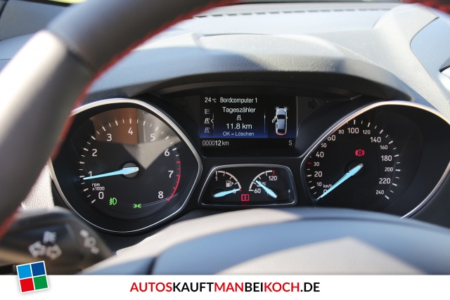 Kuga 1.5 EcoBoost ST-Line Navi Winterp. / Foto 9