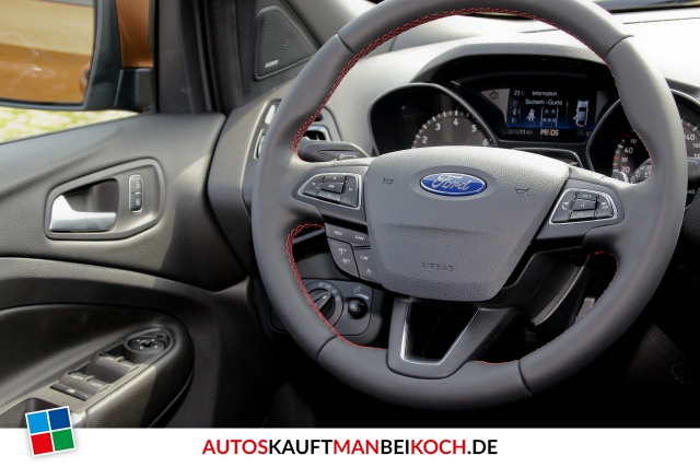 Kuga 1.5 EcoBoost ST-Line 4x4 Autom.Navi Xenon / Foto 8