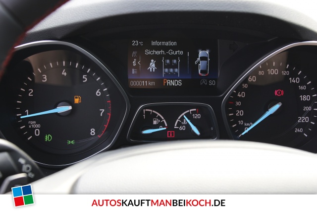 Kuga 1.5 EcoBoost ST-Line 4x4 Autom.Navi Xenon / Foto 9