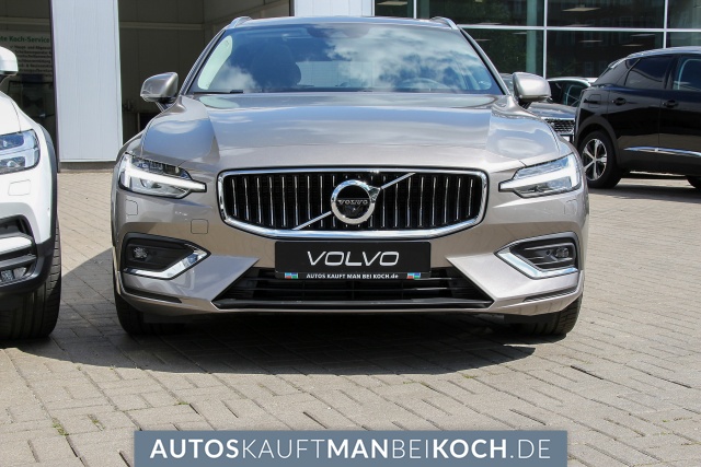 V60 D4 Inscription Geartronic / Foto 2