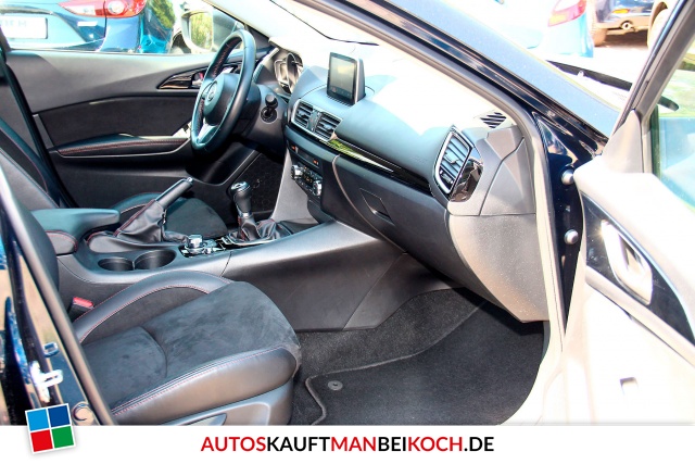 3 S SKY-D NAKAMA NAV Xenon PDC SHZ Euro6 / Foto 6