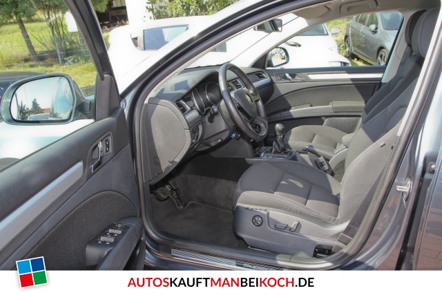 Superb 1.8 TSI Exclusive, Navi Xenon Sitzhzg. PDC / Foto 5