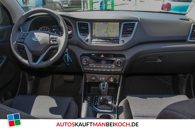 Tucson 1.6 Trend 2WD Autom.Navi / Foto 7