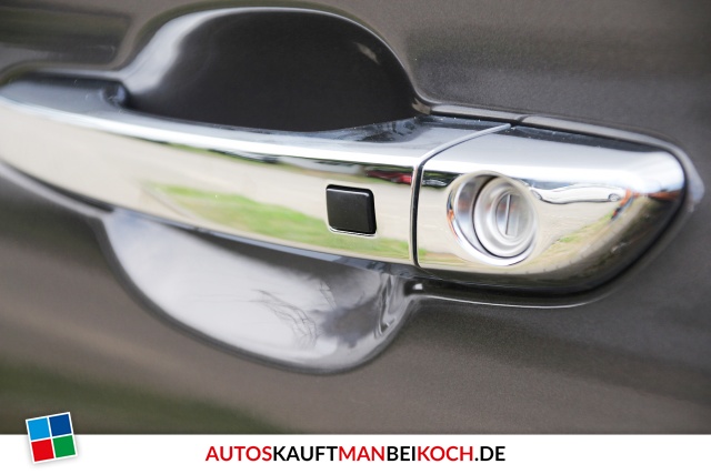 Tucson 1.6 Premium 4WD Autom. Leder Navi Panod. / Foto 5