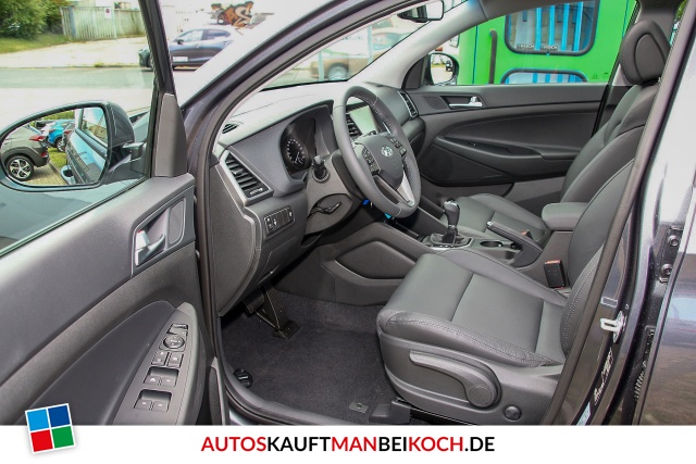 Tucson 1.6 Trend 2WD Autom.Navi Leder Panod. / Foto 5