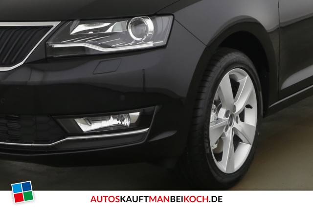 Rapid Spaceback 1.0 TSI Clever LichtSicht Navi / Foto 8