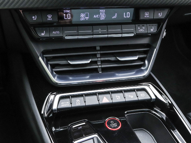 Audi RS e-tron GT Matrix ACC HUD