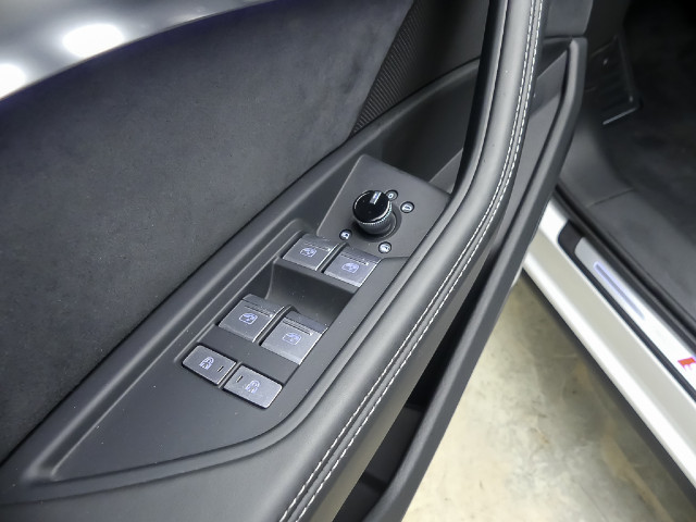 Audi e-tron S Matrix Pano ACC HUD