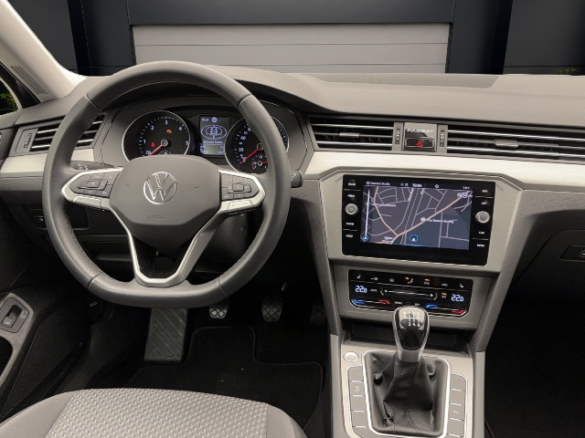 Volkswagen Passat Variant 2.0 TDI Navi LED ACC Sitzhzg FrontA