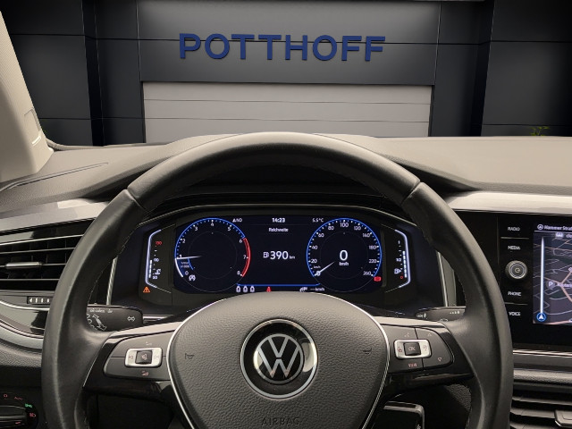 Volkswagen Polo 1.0 TSI Highline Navi Sitzhzg FrontAssist