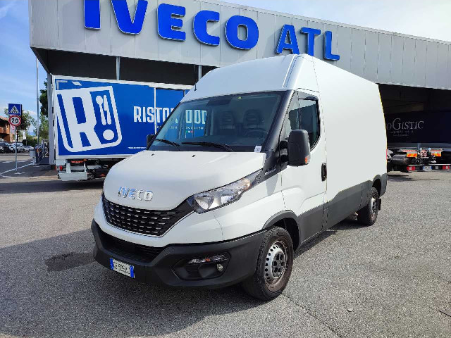 IVECO Daily 35 S16 35S16 Hi-Matic IVECO Daily 35 S16 35S16 Hi-Matic
