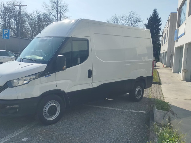IVECO DAILY 35S14 - 3520