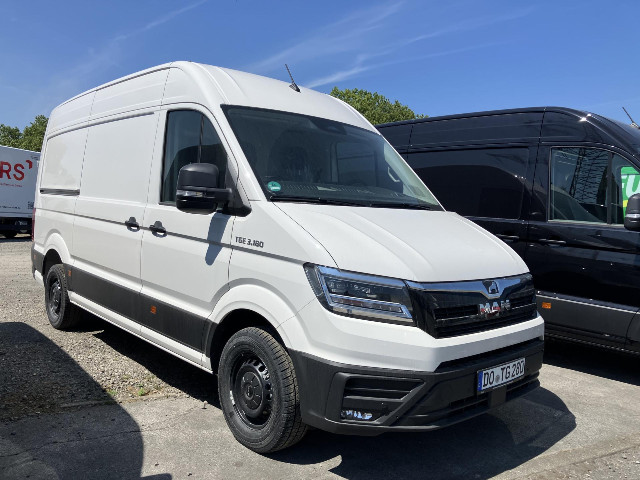 MAN TGE 3.180 4X2F SB