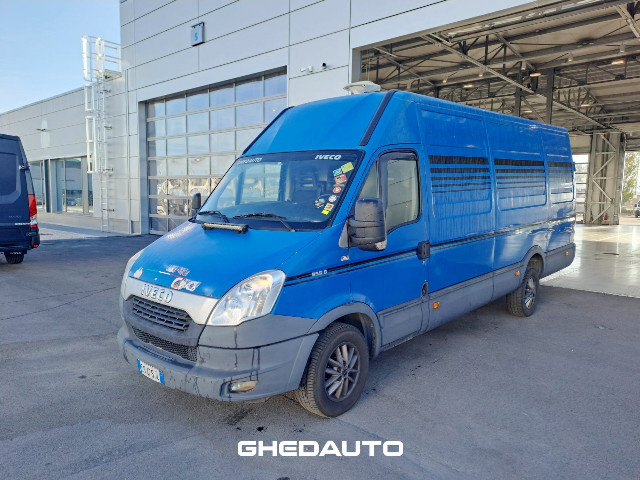IVECO DAILY 35S15 2.3 FURGONE PASSO LUNGO