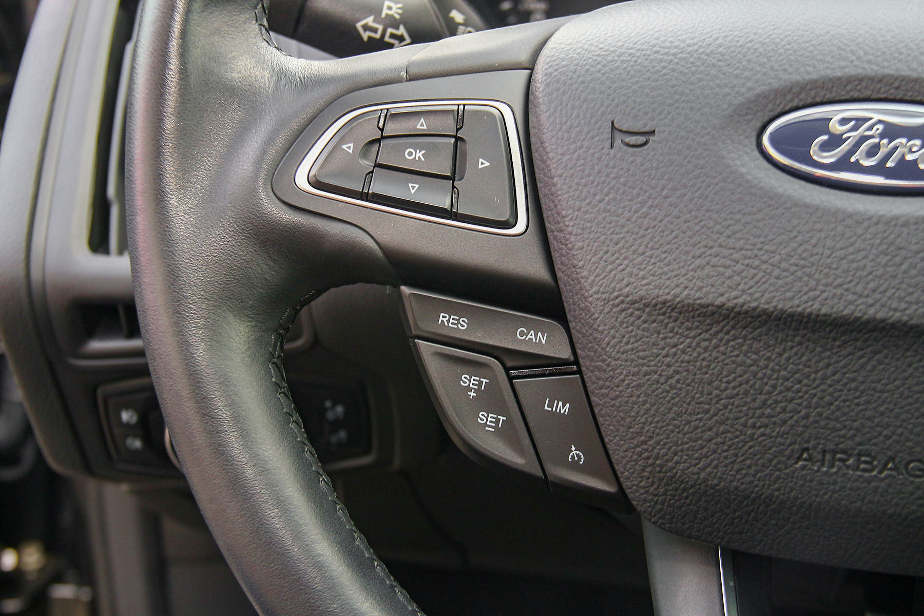 Ford Focus 1 5ecoblue Trend Shz Beh Frontscheibe Pdc Gisl0033slu1408 Autos Kauft Man Bei Koch Gute Preise Guter Service